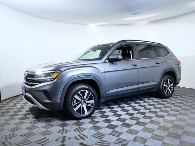 Used 2022 Volkswagen Atlas SE AWD/4WD image 2