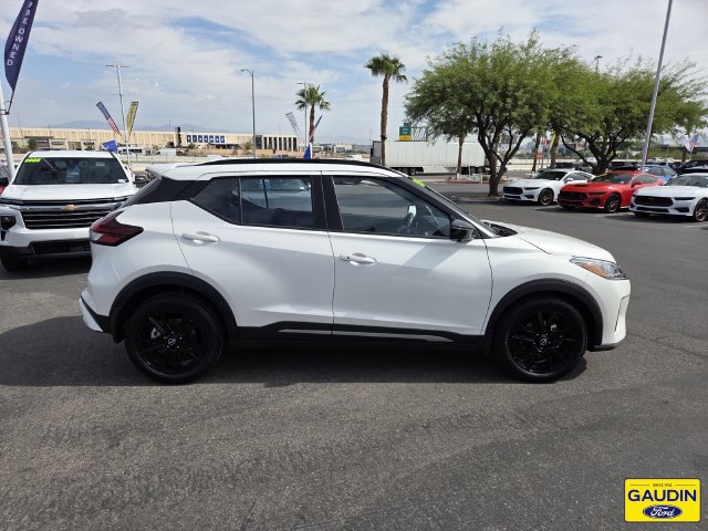 Used 2024 Nissan Kicks SR FWD image 8