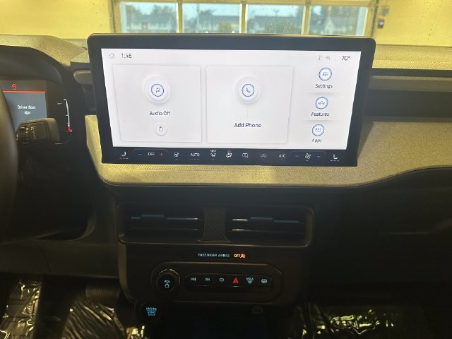 Certified 2025 Ford Maverick XLT w/ XLT Luxury Package AWD/4WD image 9