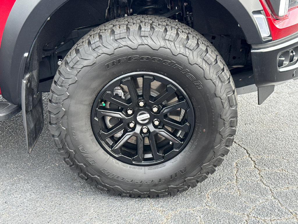 Certified 2025 Ford F150 Raptor AWD/4WD image 12