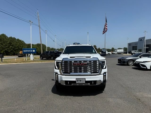 Used 2025 GMC Sierra 2500 Denali w/ Technology Package AWD/4WD image 2