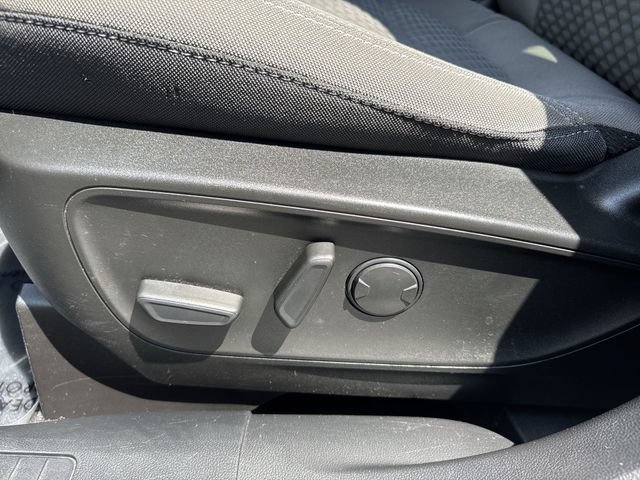 Certified 2022 Ford Escape SE w/ SE Sport Appearance Package AWD/4WD image 12