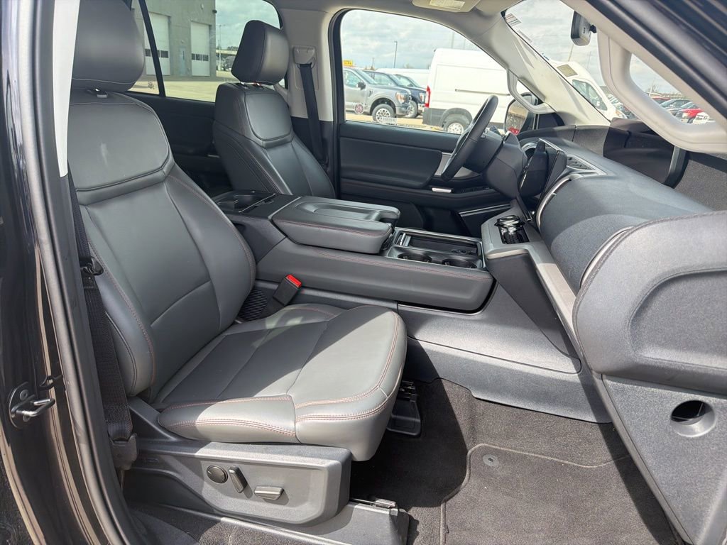 Certified 2025 Ford Expedition Max Active AWD/4WD image 12