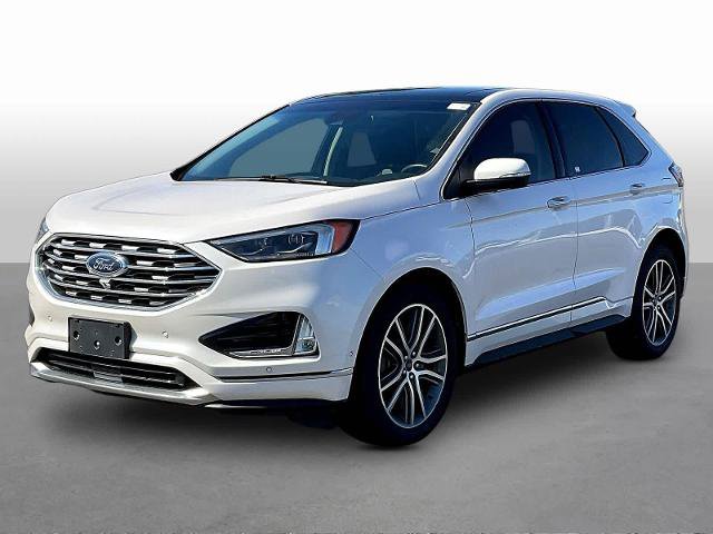 Certified 2019 Ford Edge Titanium w/ Equipment Group 301A AWD/4WD image 3