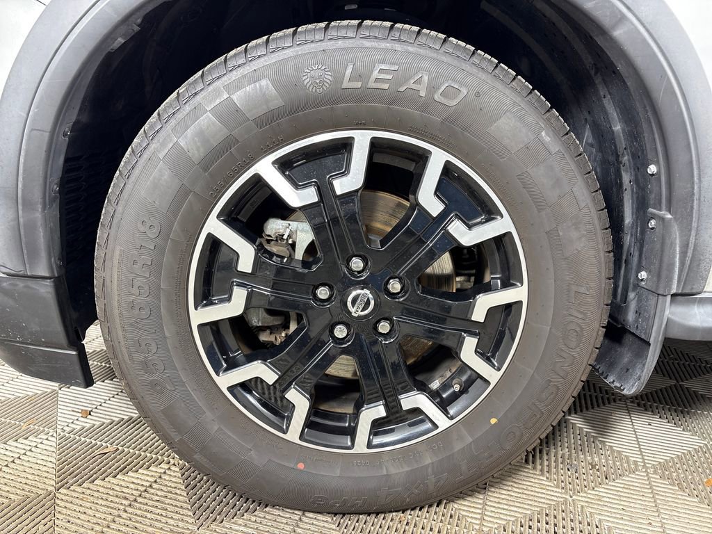 Used 2020 Nissan Pathfinder SL image 14