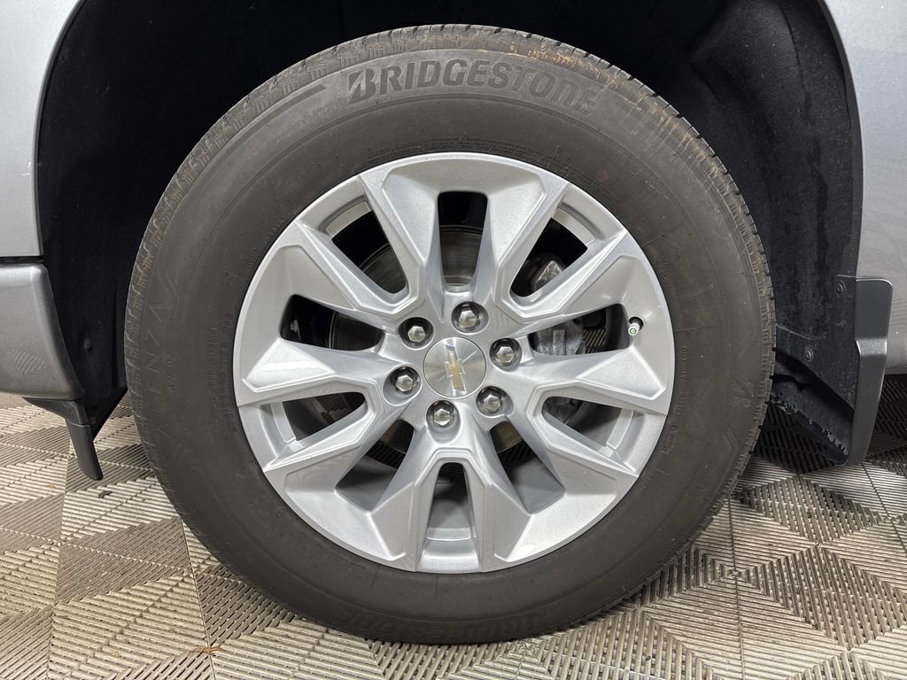 Used 2023 Chevrolet Silverado 1500 Custom RWD image 12