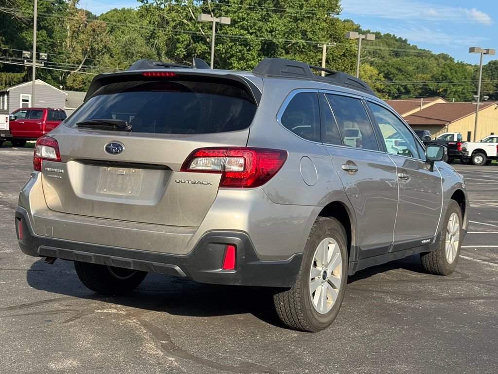 Used 2019 Subaru Outback 2.5i Premium AWD/4WD image 6