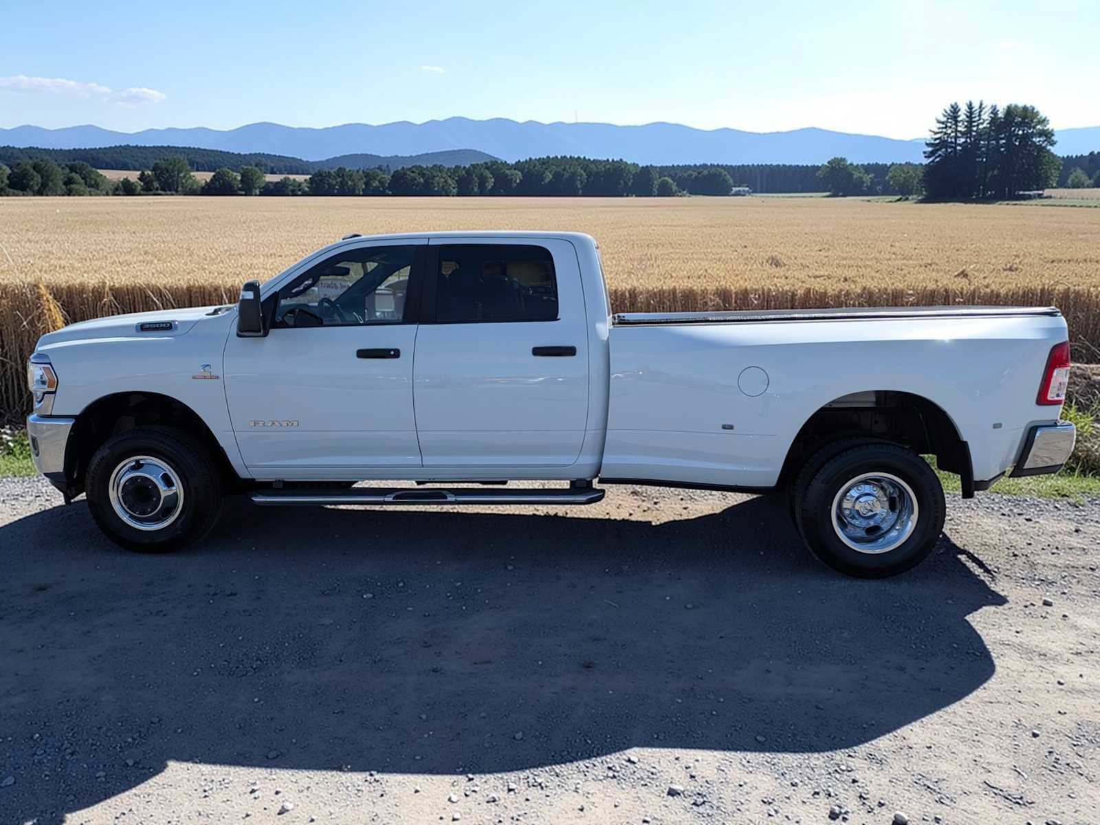 Used 2024 RAM 3500 Big Horn image 6