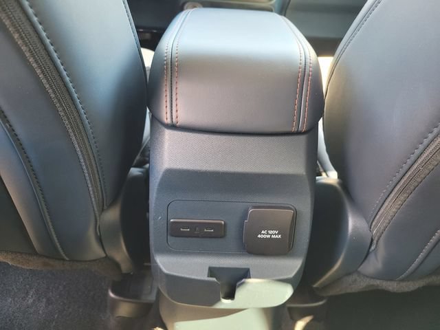 Certified 2025 Ford Maverick Lariat w/ 4K Tow Package AWD/4WD image 15