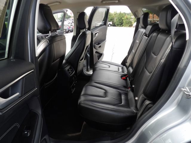 Certified 2020 Ford Edge Titanium image 25