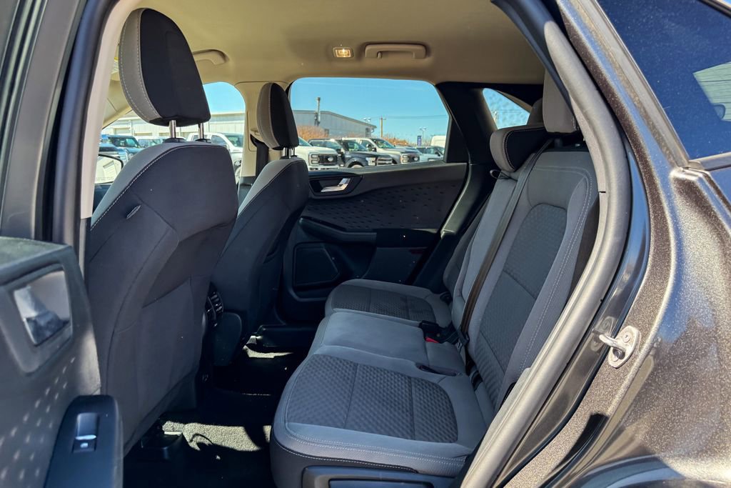Certified 2020 Ford Escape SE image 18