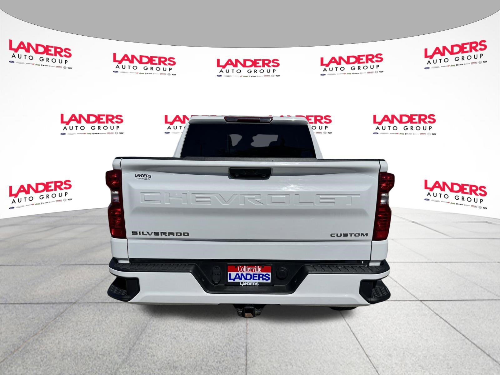 Used 2022 Chevrolet Silverado 1500 Custom image 4