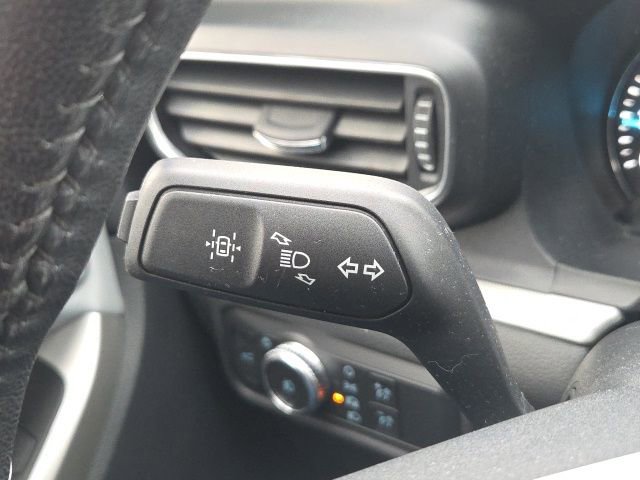 Certified 2022 Ford Explorer XLT w/ Equipment Group 202A image 42