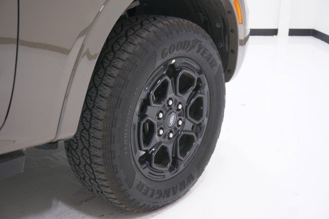 Certified 2025 Ford Ranger XLT w/ Equipment Group 301A High RWD image 5