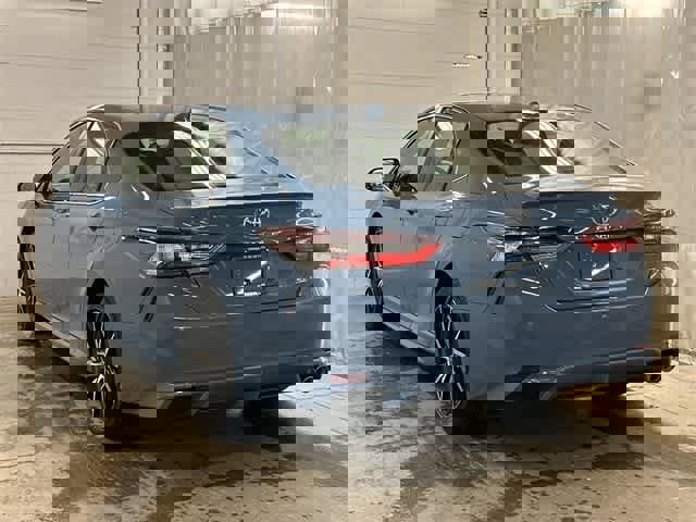 Used 2023 Toyota Camry SE image 28