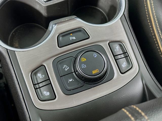 Used 2022 GMC Terrain AT4 w/ Infotainment Package II image 22