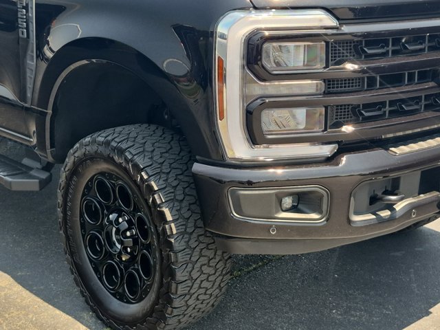 Certified 2024 Ford F250 Lariat w/ Lariat Ultimate Package AWD/4WD image 10