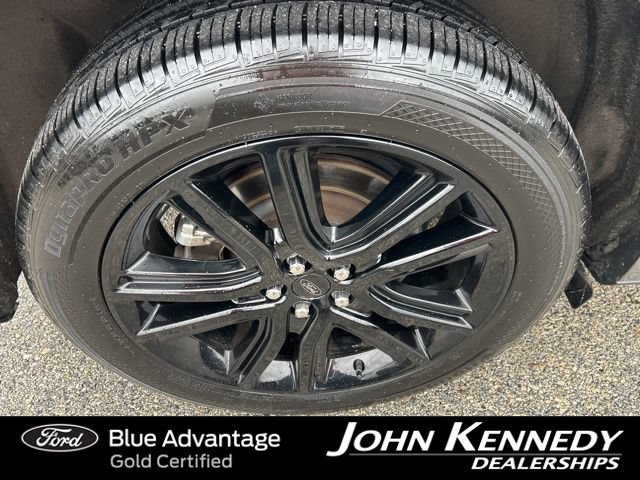 Certified 2022 Ford Edge ST-Line AWD/4WD image 10