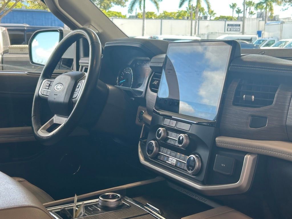 Certified 2023 Ford Expedition Max Limited image 30