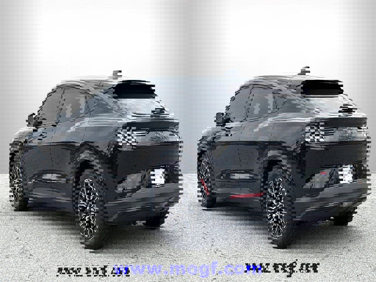 Certified 2025 Ford Mustang Mach-E Premium image 30