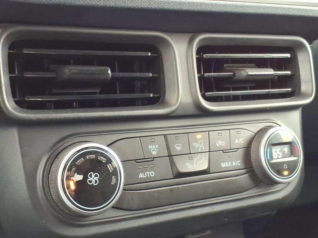 Certified 2022 Ford Maverick XL FWD image 17