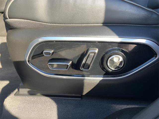 Used 2021 Jeep Grand Cherokee L Overland w/ Luxury Tech Group IV image 28