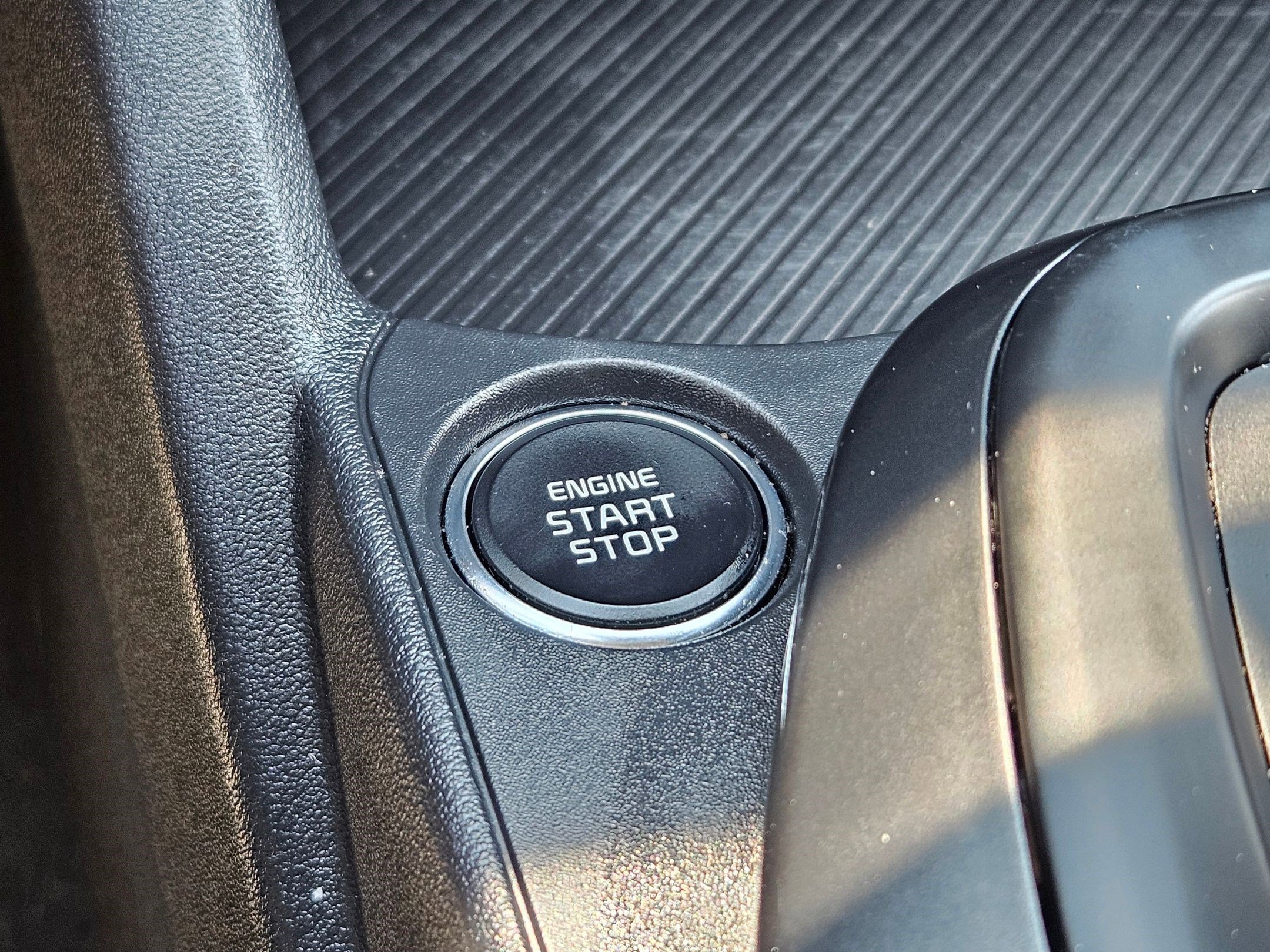 Used 2025 Kia K4 FWD image 23