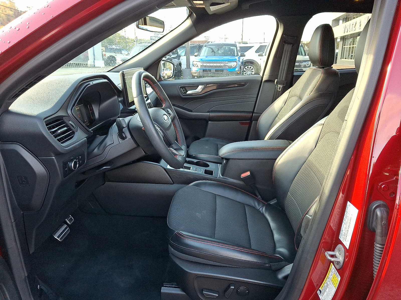 Certified 2023 Ford Escape ST-Line w/ Tech Pack #1 image 13