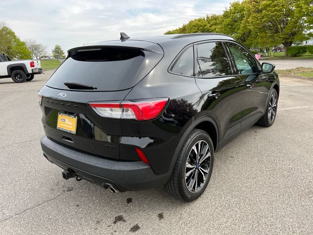 Certified 2022 Ford Escape SEL w/ SEL Stealth AWD Package image 11