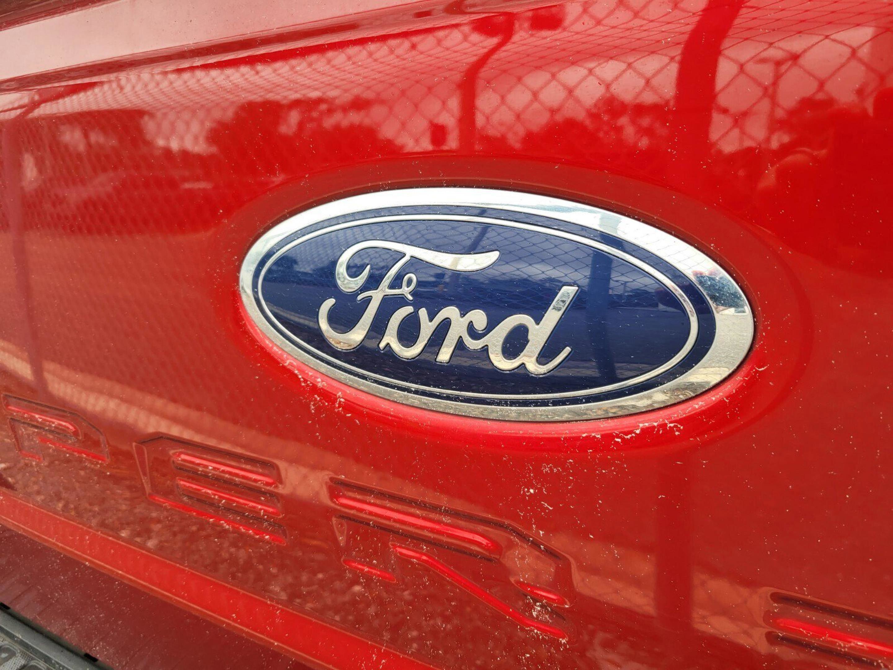 Certified 2024 Ford F250 Lariat w/ Sport Appearance Package image 22