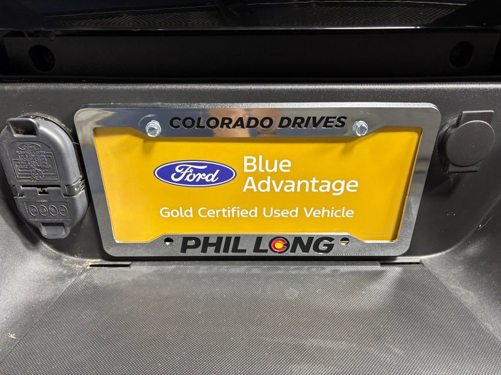 Certified 2022 Ford F350 Platinum w/ Tremor Off-Road Package AWD/4WD image 32