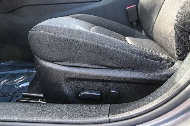 Used 2025 Nissan Altima 2.5 SV FWD image 24