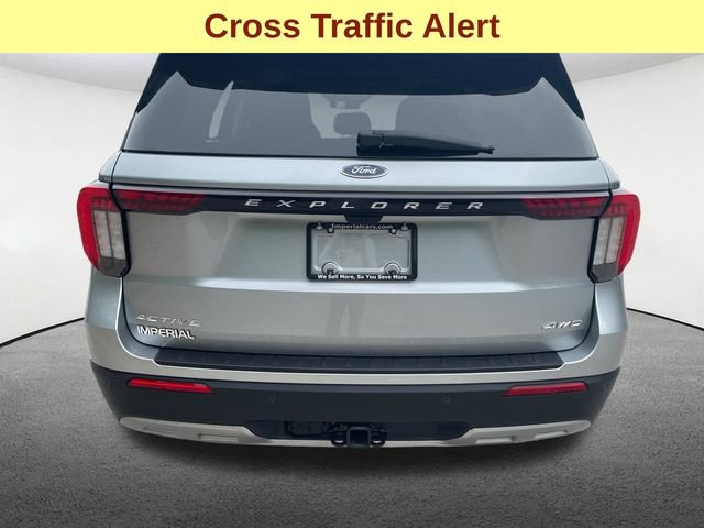 Certified 2025 Ford Explorer Active w/ Active Comfort Package AWD/4WD image 13