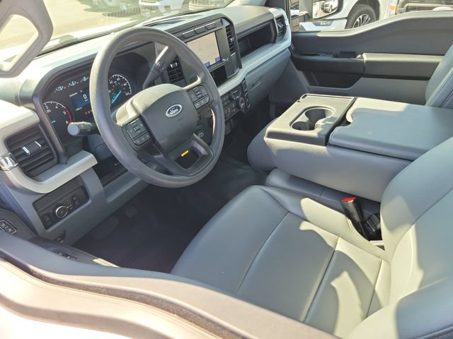 Certified 2024 Ford F350 XL w/ XL Chrome Package RWD image 3