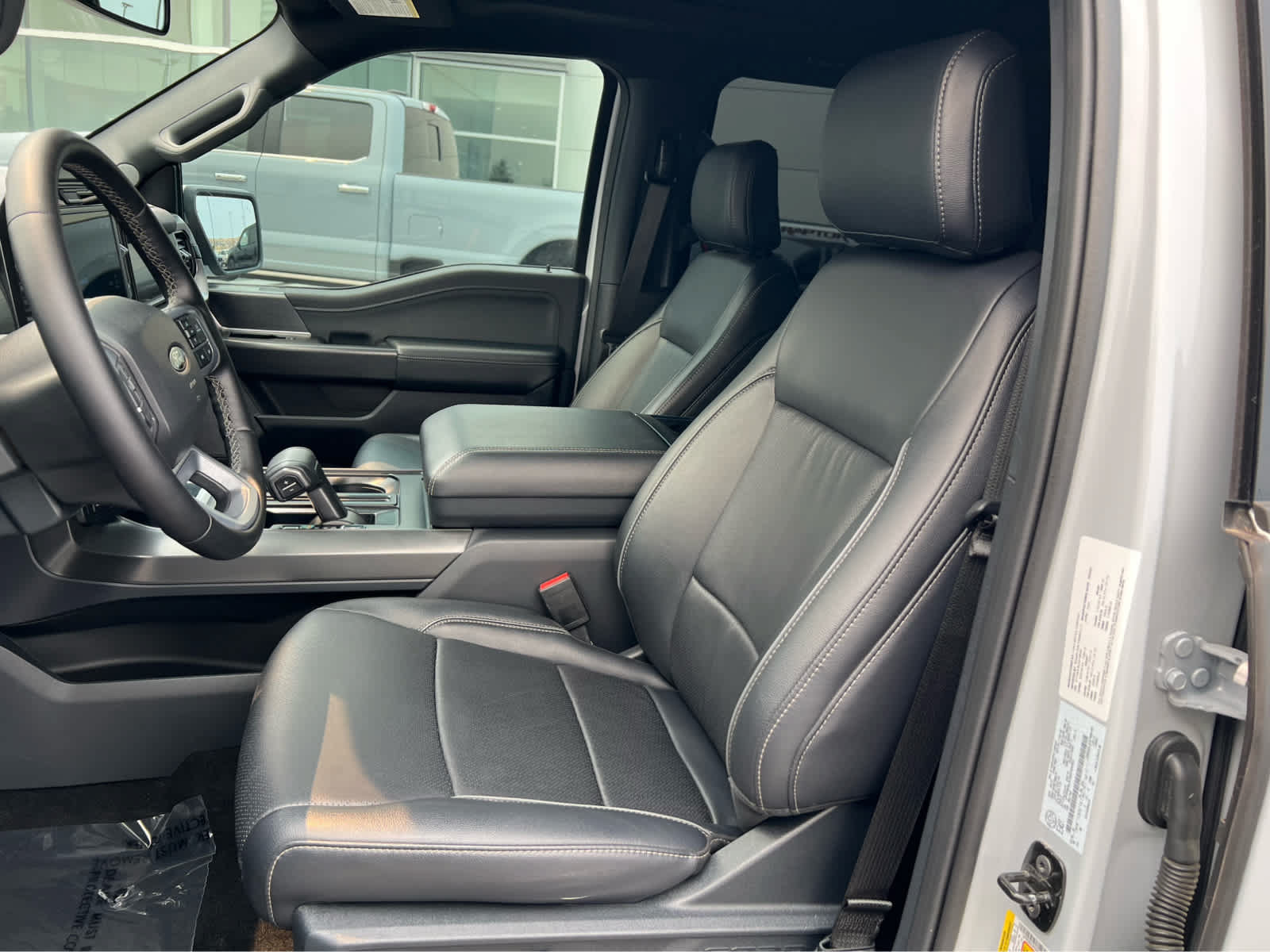 Certified 2025 Ford F150 Lariat AWD/4WD image 29