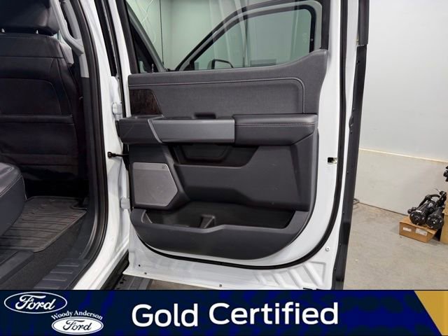 Certified 2023 Ford F250 Lariat w/ Lariat Ultimate Package AWD/4WD image 28