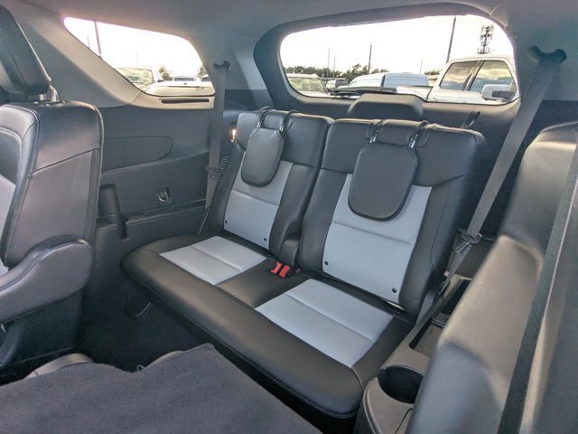 Certified 2022 Ford Explorer XLT w/ Equipment Group 202A image 15