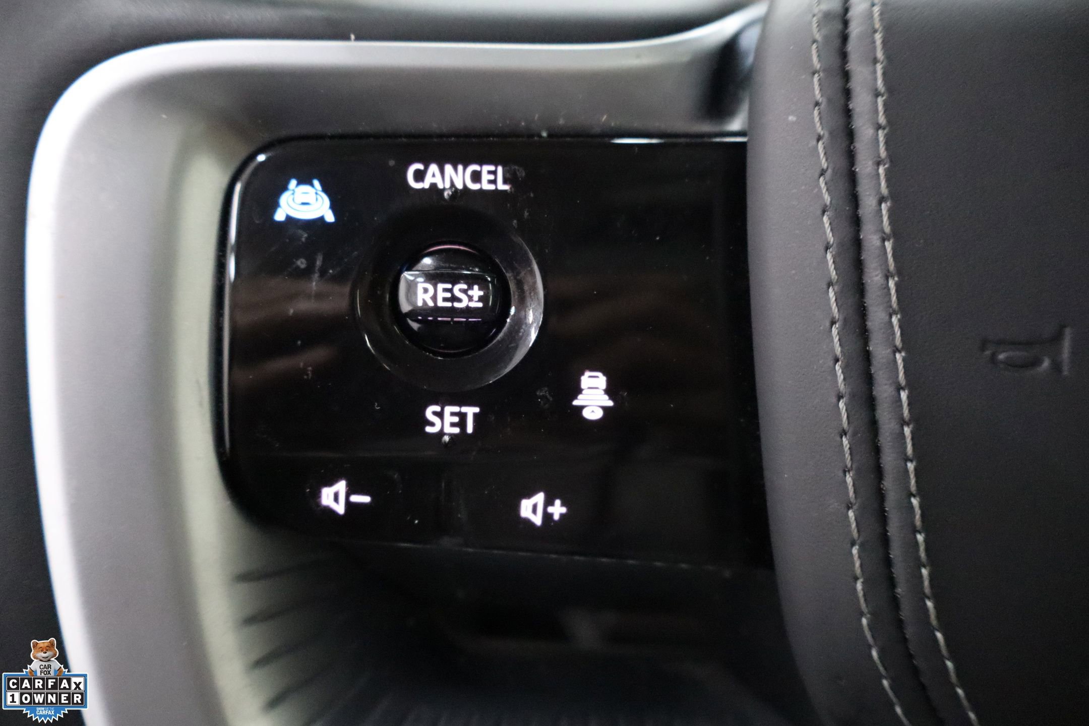 Used 2025 INFINITI QX80 Sensory image 17