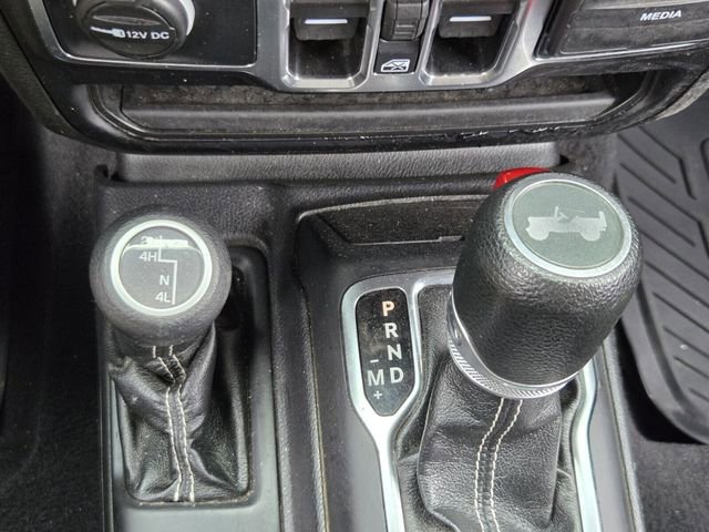 Used 2021 Jeep Wrangler Unlimited Sahara AWD/4WD image 25
