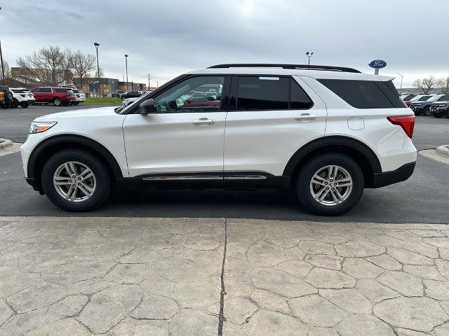 Certified 2022 Ford Explorer XLT w/ Equipment Group 202A AWD/4WD image 5
