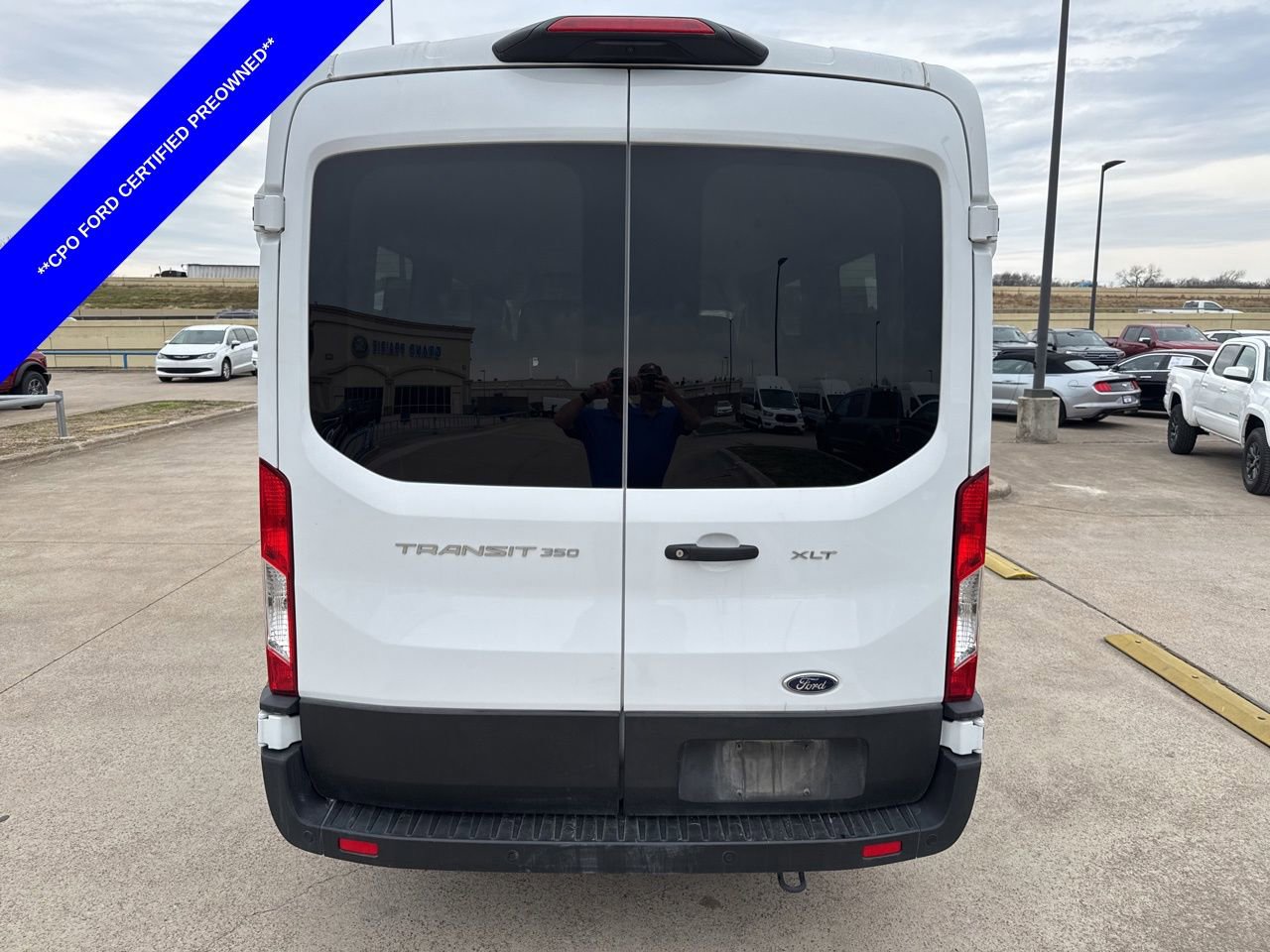 Certified 2025 Ford Transit 350 XLT image 8