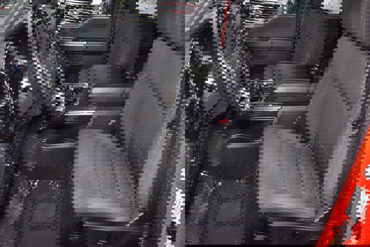 Certified 2022 Ford F150 XLT w/ Equipment Group 302A High image 15