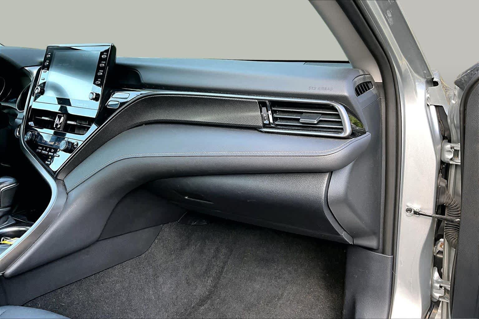 Used 2024 Toyota Camry XSE FWD image 19