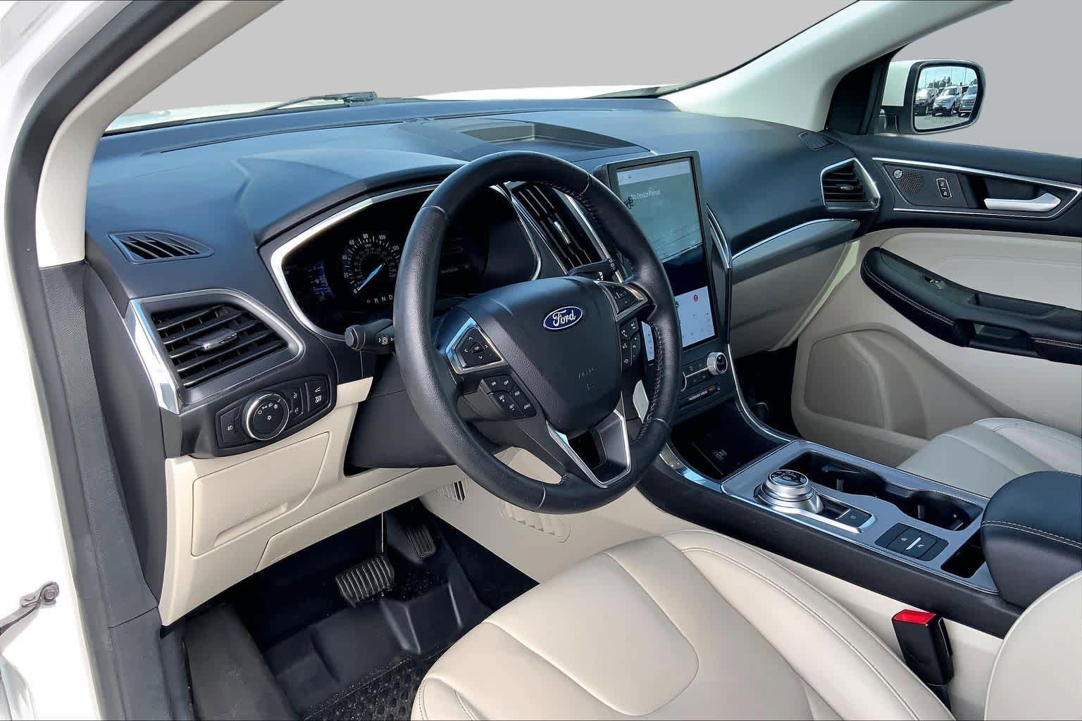 Certified 2021 Ford Edge Titanium FWD image 18