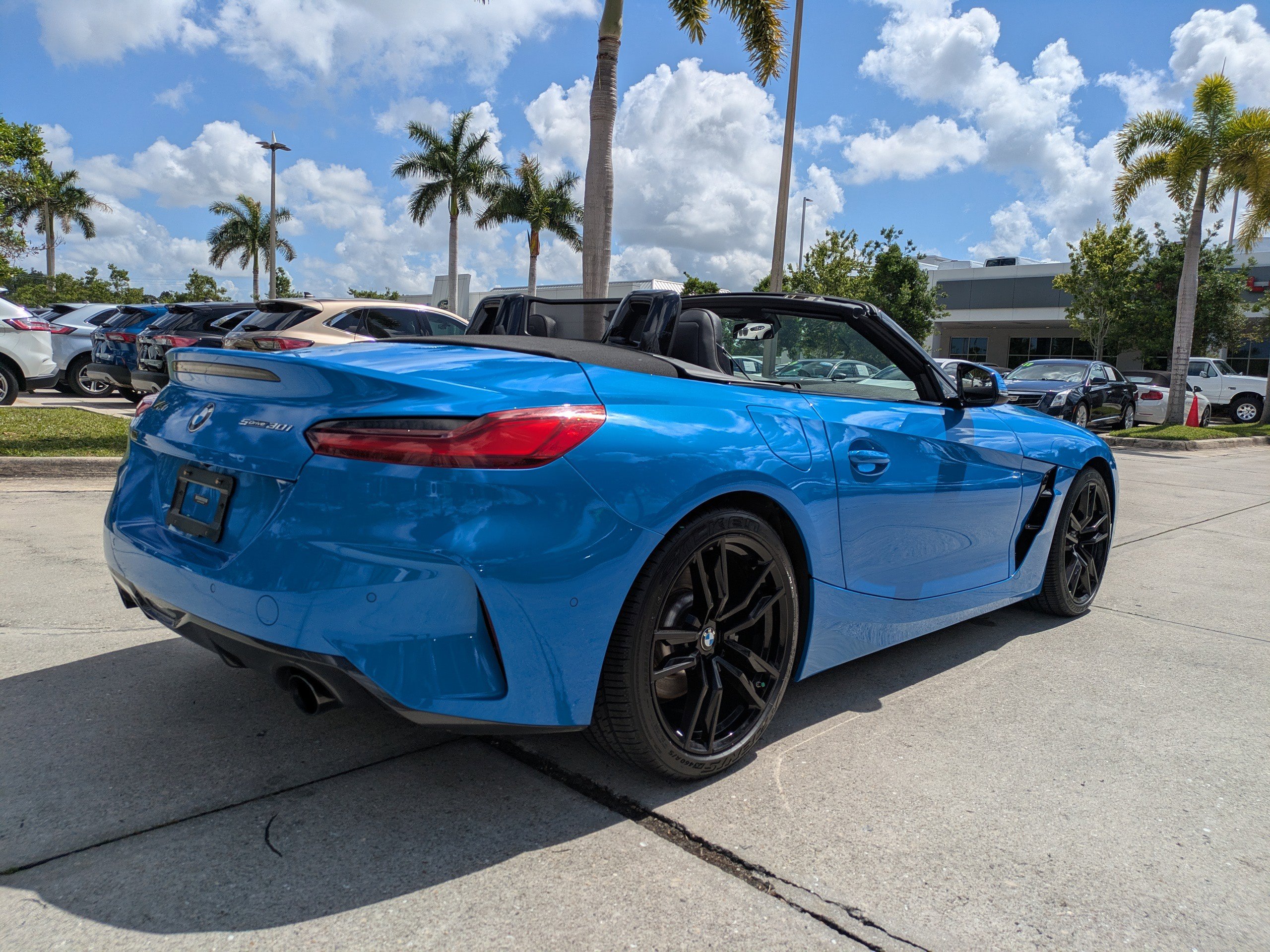 Used 2019 BMW Z4 sDrive30i w/ M Sport Package RWD image 4