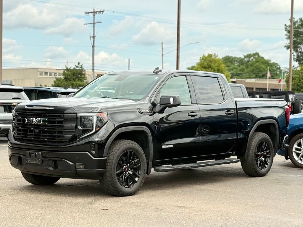 Used 2024 GMC Sierra 1500 Elevation w/ Elevation Premium Package AWD/4WD image 34