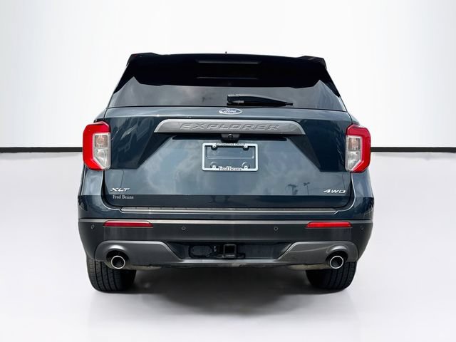 Certified 2022 Ford Explorer XLT w/ Equipment Group 202A AWD/4WD image 9