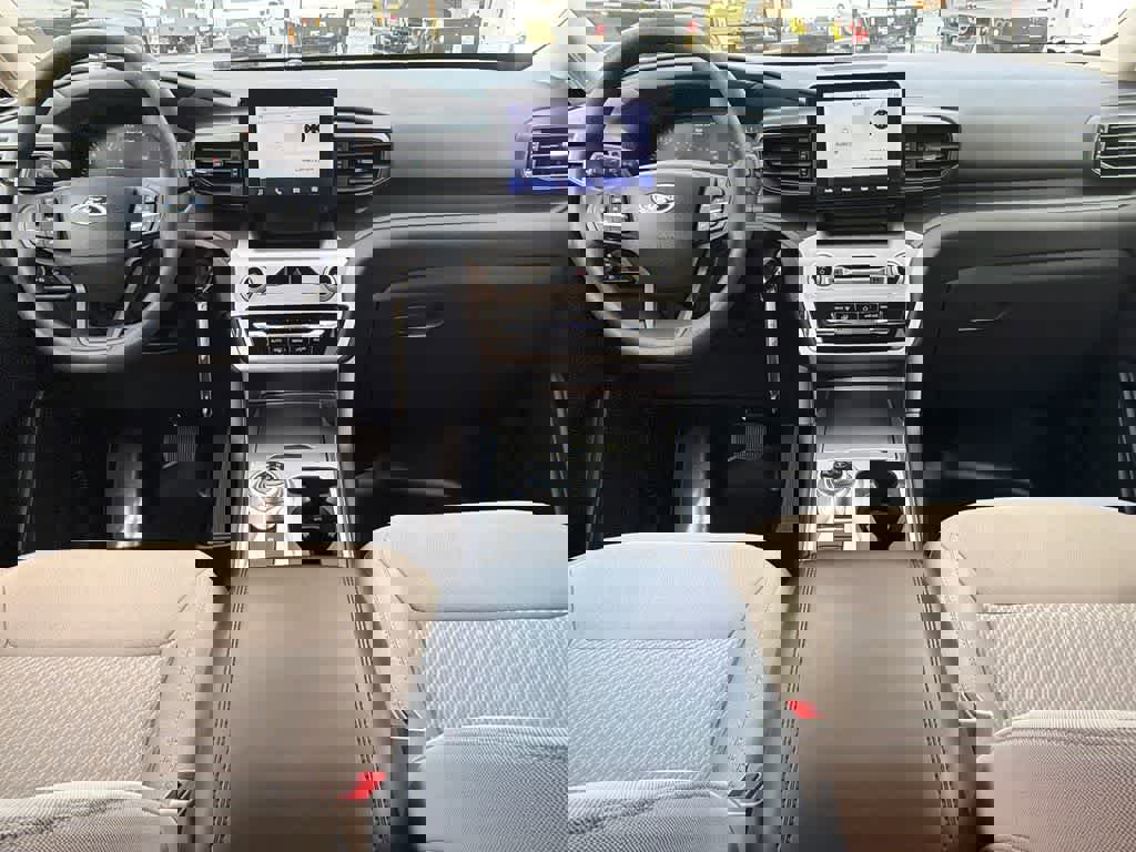 Certified 2024 Ford Explorer Base image 20