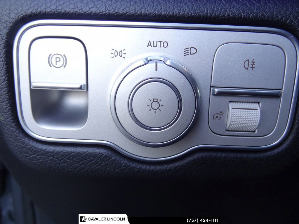 Used 2024 Mercedes-Benz GLS 450 4MATIC image 24