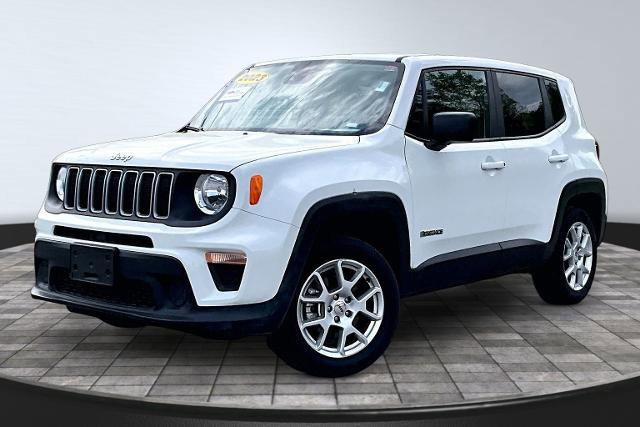 Used 2023 Jeep Renegade Latitude AWD/4WD image 12